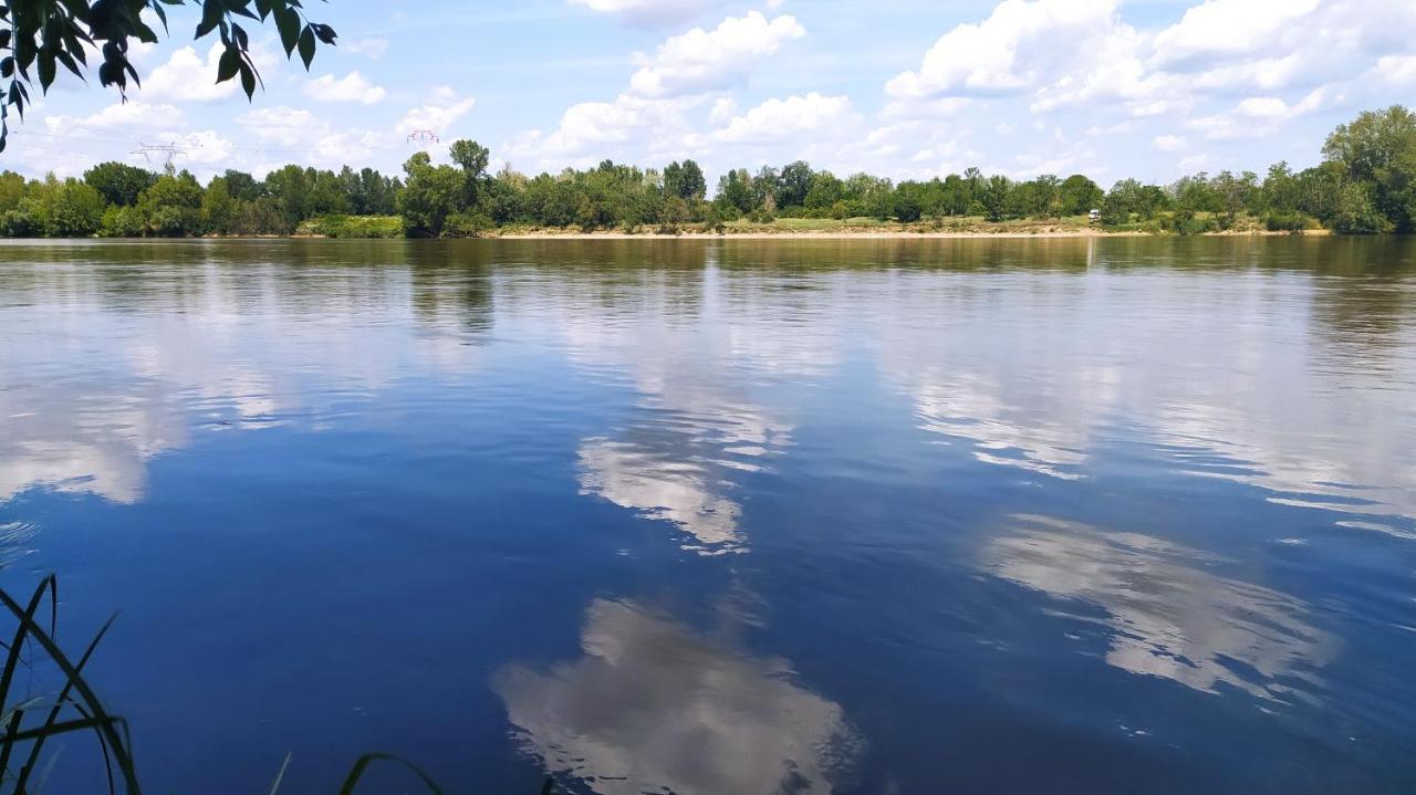 Camping De Montlouis sur Loire Bagian luar foto